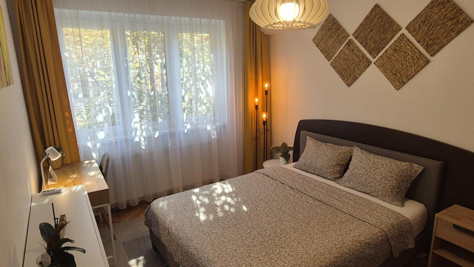 Tusmorez Central Apartment Târgu-Mureş Екстериор снимка